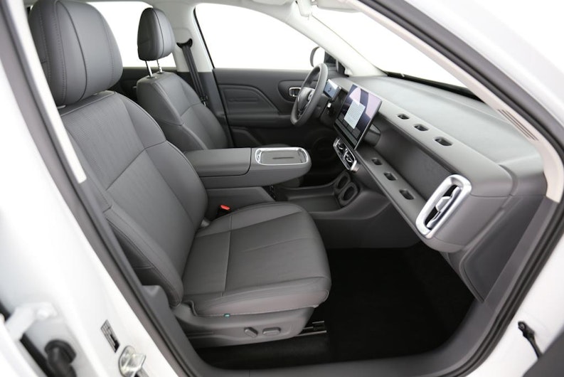 Vehicle image LEAPMOTOR B10