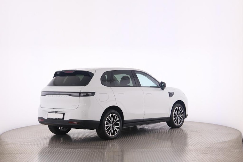 Vehicle image LEAPMOTOR B10