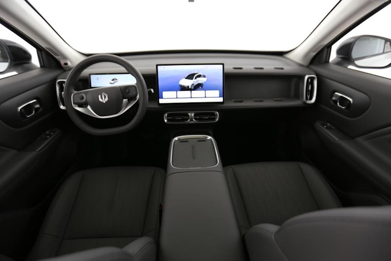 Vehicle image LEAPMOTOR B10