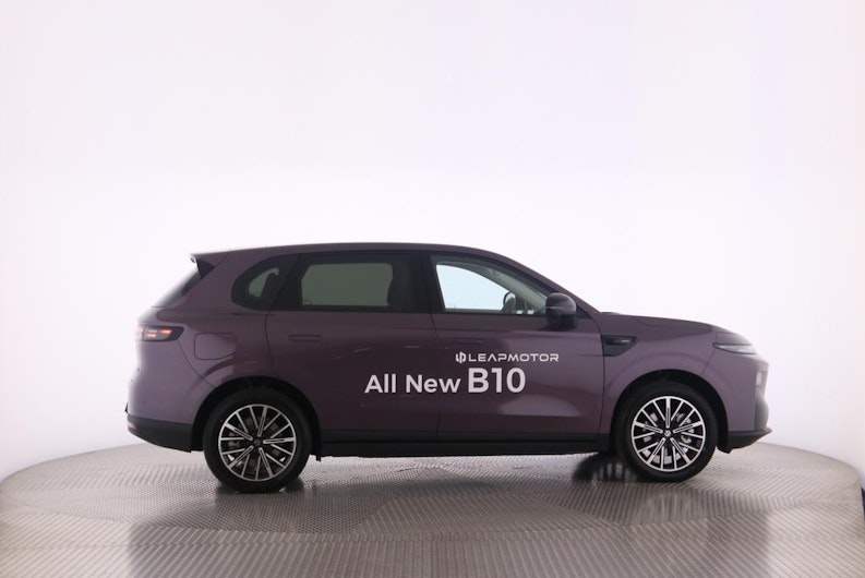 Vehicle image LEAPMOTOR B10