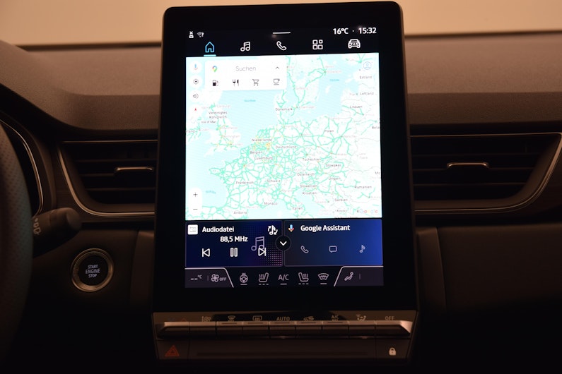 Vehicle image MITSUBISHI GRANDIS