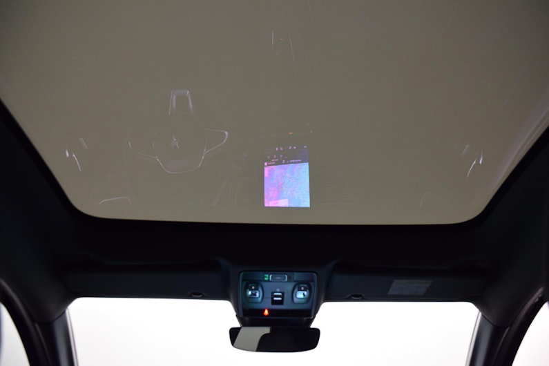 Vehicle image MITSUBISHI GRANDIS