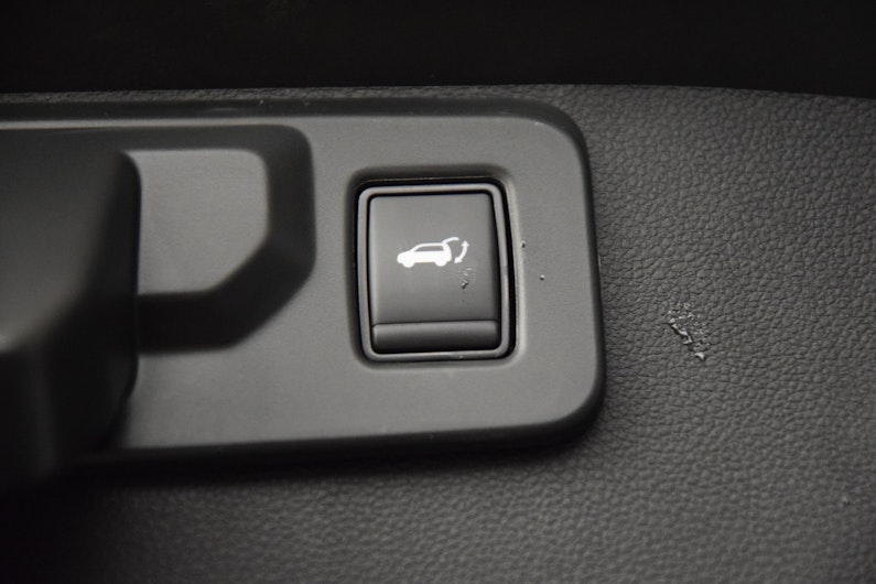 Vehicle image MITSUBISHI GRANDIS