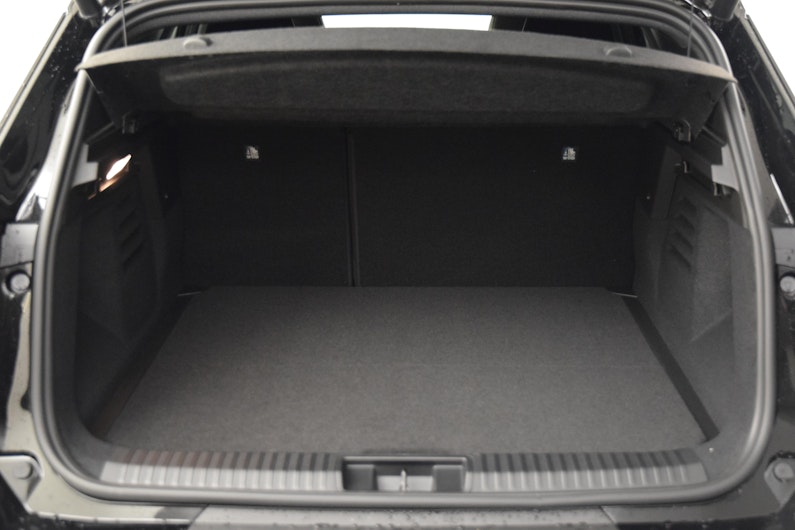 Vehicle image MITSUBISHI GRANDIS