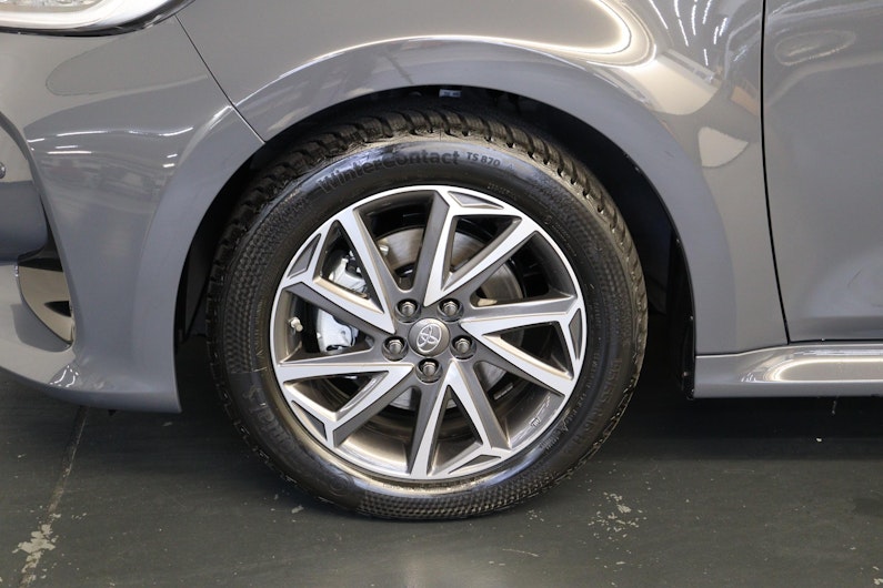 Fahrzeugbild TOYOTA YARIS