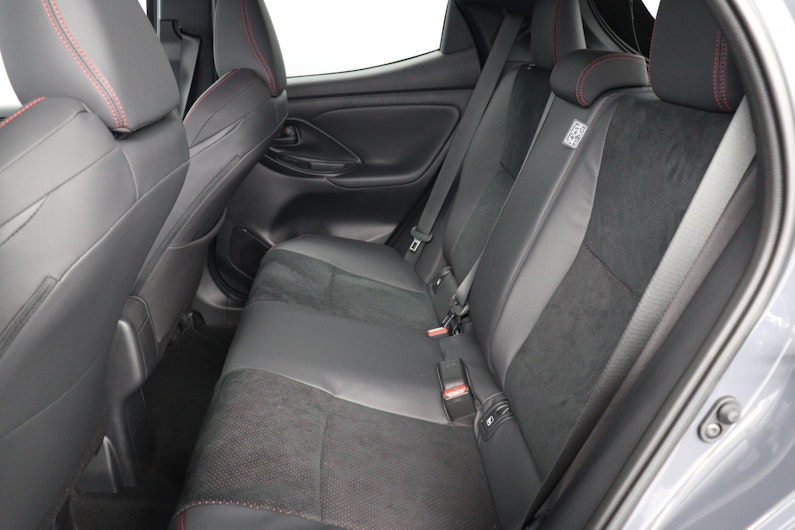 Fahrzeugbild TOYOTA YARIS