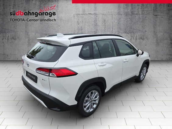 Vehicle image 12 Vehicle image 12