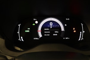 Vehicle image TOYOTA Yaris 1.5 VVT-i HSD Trend