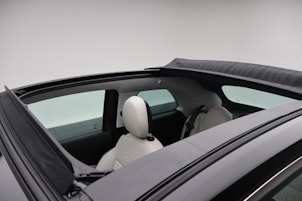 Vehicle image FIAT 500 Cabrio La Prima