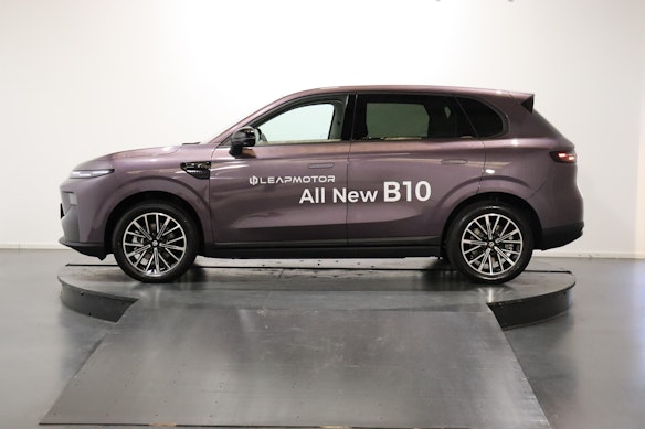 LEAPMOTOR B10 Design 1