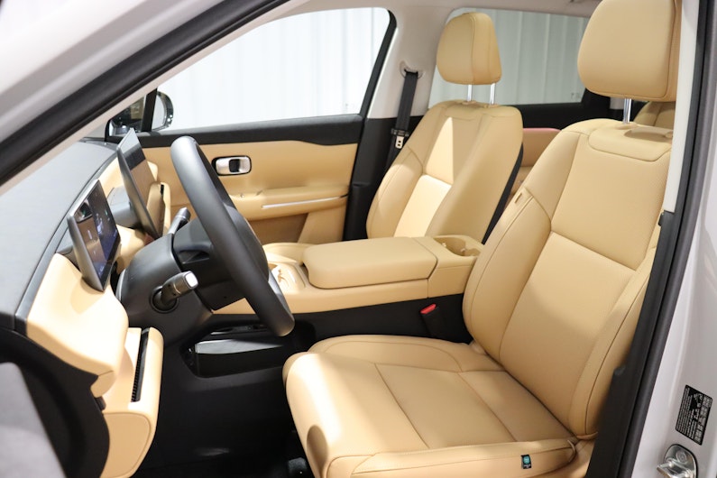 Vehicle image LEAPMOTOR C10