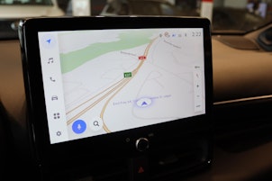 Vehicle image TOYOTA Yaris 1.5 VVT-i HSD Premium