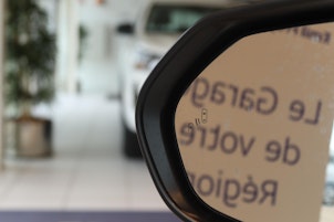 Vehicle image TOYOTA Yaris 1.5 VVT-i HSD Premium