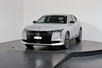 Vehicle image DS AUTOMOBILES No4 E-Tense Étoile Alcantara