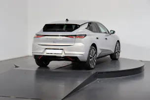 DS Automobiles No4 E-Tense Étoile Alcantara