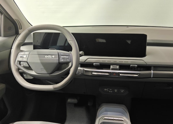 Vehicle image 6 Vehicle image 6