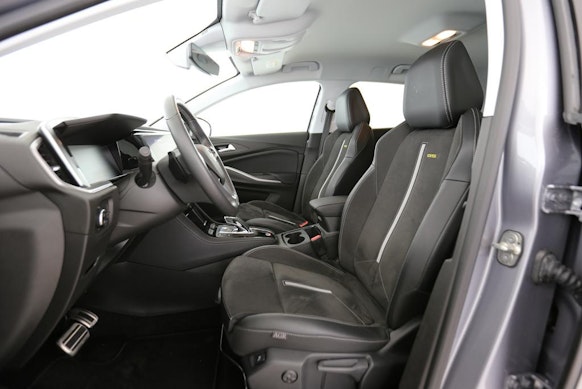 OPEL Grandland 1.6 T PHEV GSE 3