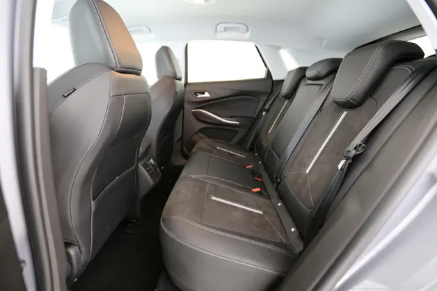Opel Grandland 1.6 T PHEV GSE