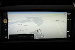 Vehicle image LAND ROVER Discovery Sport 2.0 SD4 200 SE