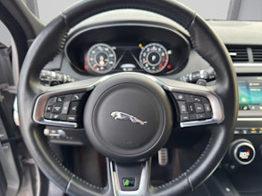 Vehicle image JAGUAR E-Pace 2.0 T 250 R-Dynamic SE AWD