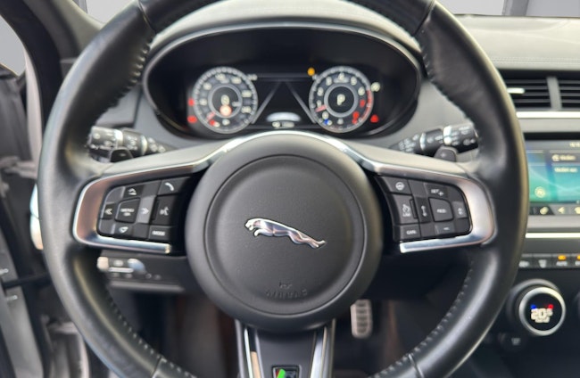 Vehicle image 7 Vehicle image 7