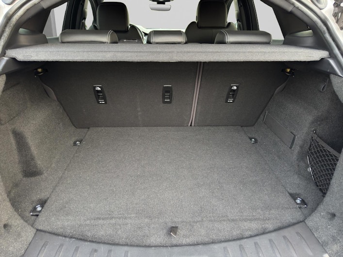 Vehicle image JAGUAR E-PACE