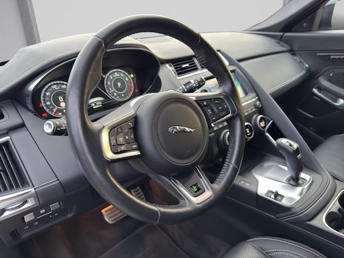 Vehicle image JAGUAR E-PACE