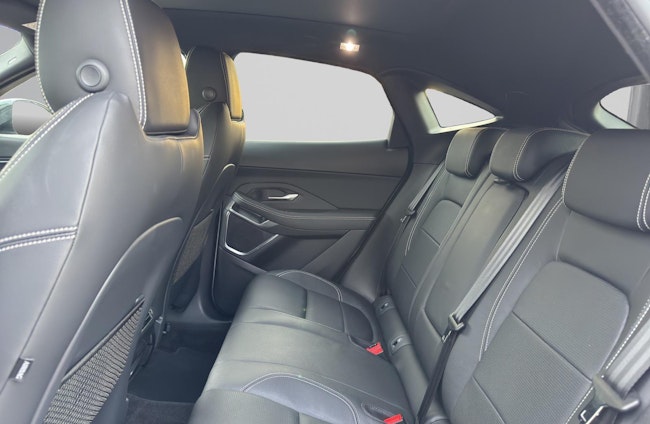 Vehicle image 9 Vehicle image 9