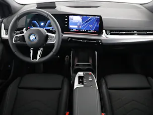 BMW 230e xDrive paddles Active Tourer