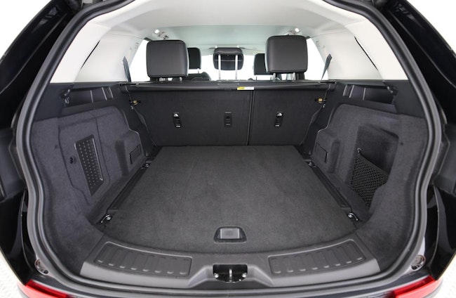 Vehicle image 9 Vehicle image 9