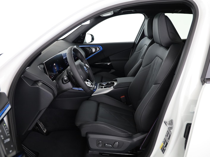 Vehicle image BMW X3