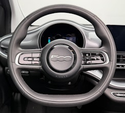 Vehicle image FIAT 500 Cabrio Icon