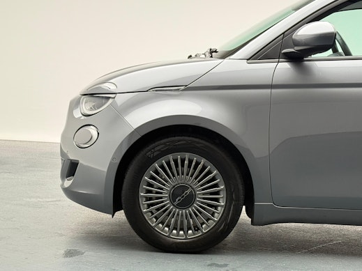FIAT 500 Cabrio Icon 3