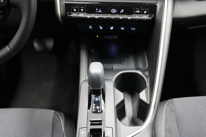 Vehicle image TOYOTA C-HR