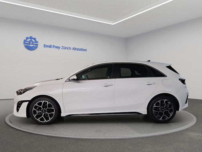 Vehicle image KIA CEED