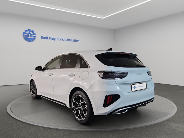 Vehicle image KIA CEED