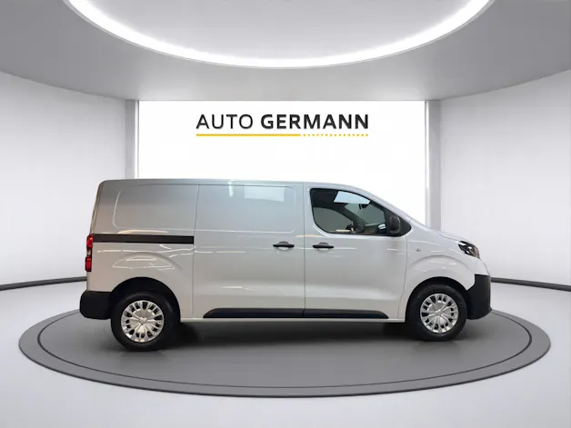 Toyota PROACE Van L1 2.2 D Advanced
