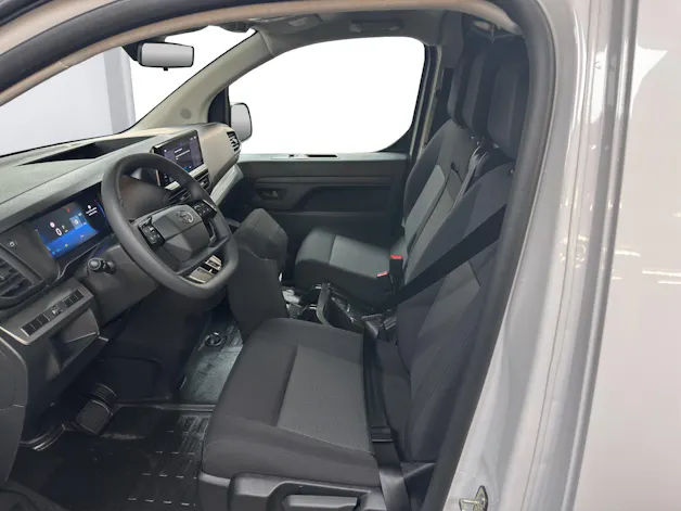 Toyota PROACE Van L1 2.2 D Advanced