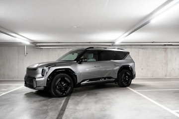 Vehicle image KIA EV9 99.8 kWh GT-Line 4x4 Vehicle image KIA EV9 99.8 kWh GT-Line 4x4