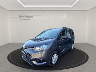 Vehicle image TOYOTA PROACE CITY VERSO 0 Vehicle image TOYOTA PROACE CITY VERSO 0