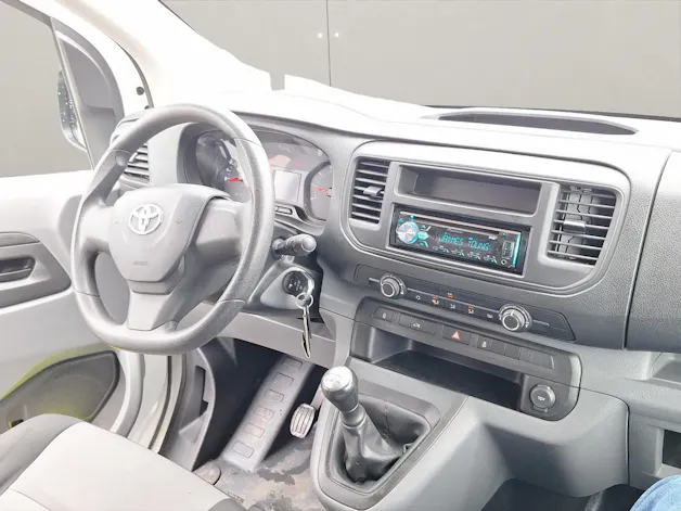 Toyota PROACE Van L1 1.6 D Terra