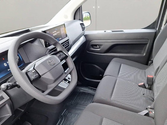 Vehicle image 8 Vehicle image 8