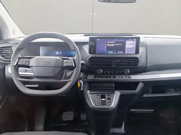 Toyota PROACE Van L1 2.0 D Advanced