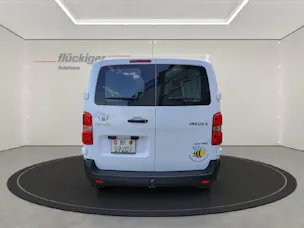 Toyota PROACE Van L1 50KWh 7kW OBC Active