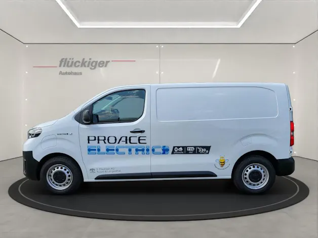 Toyota PROACE Van L1 50KWh 7kW OBC Active