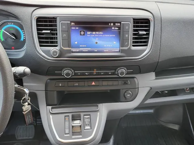 Toyota PROACE Van L1 50KWh 7kW OBC Active