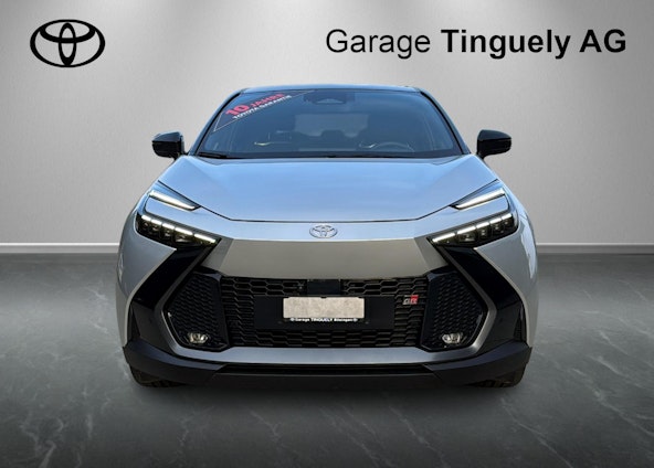 First vehicle image First vehicle image