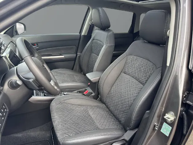 Suzuki Vitara 1.4 T Compact Top Hybrid 4x4