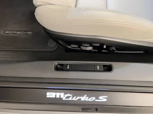 Porsche 911 Turbo S Cabriolet