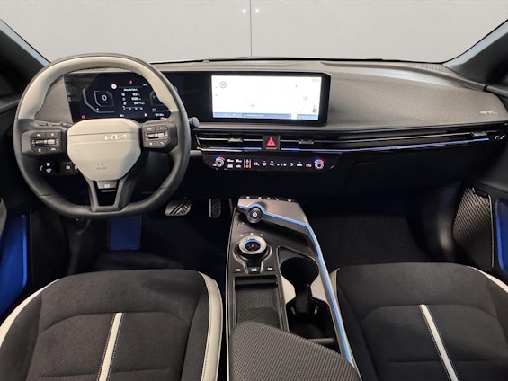 Vehicle image 11 Vehicle image 11